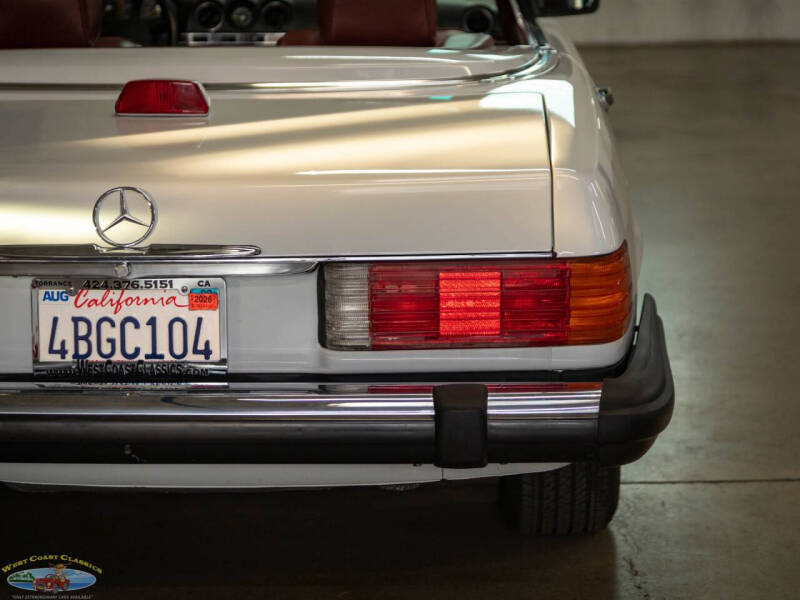 1987 Mercedes-Benz 560-Class 560 SL