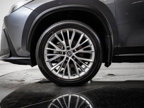 2025 Lexus NX 350h Premium