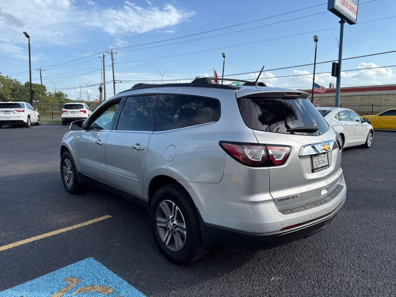 2017 Chevrolet Traverse LT