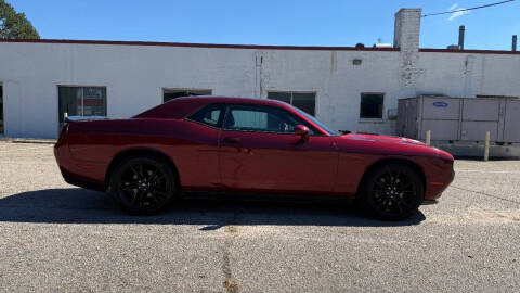 2018 Dodge Challenger SXT Plus