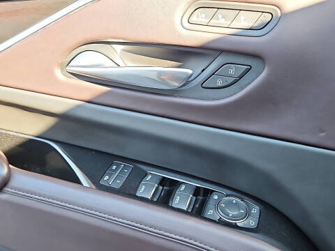 2021 Cadillac Escalade ESV Premium Luxury Platinum