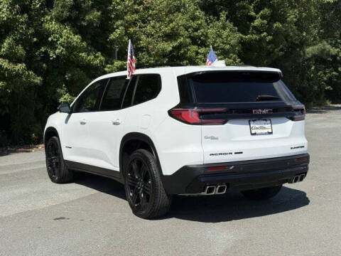 2026 GMC Acadia Elevation