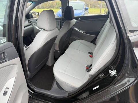 2014 Hyundai Accent SE