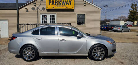 2016 Buick Regal for sale at Parkway Motors in Springfield IL