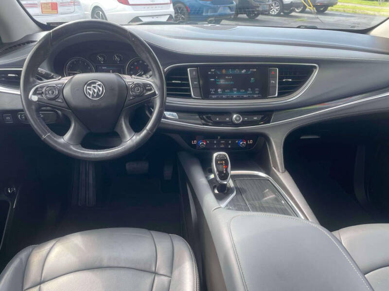 2019 Buick Enclave Essence