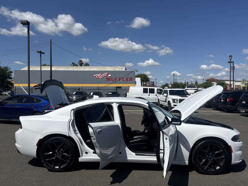 2021 Dodge Charger SXT