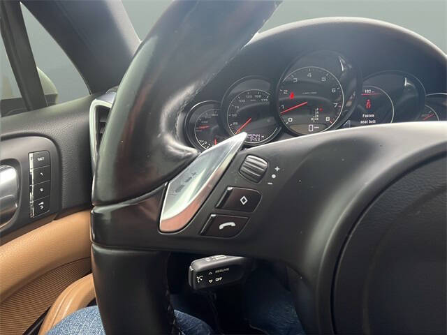 2014 Porsche Cayenne Platinum