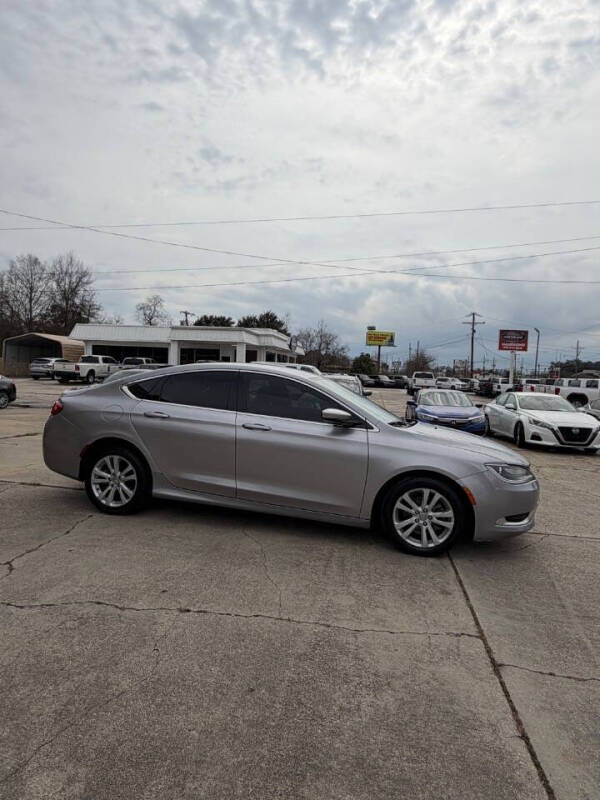 2015 Chrysler 200 Limited