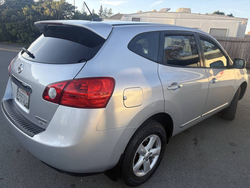 2012 Nissan Rogue S