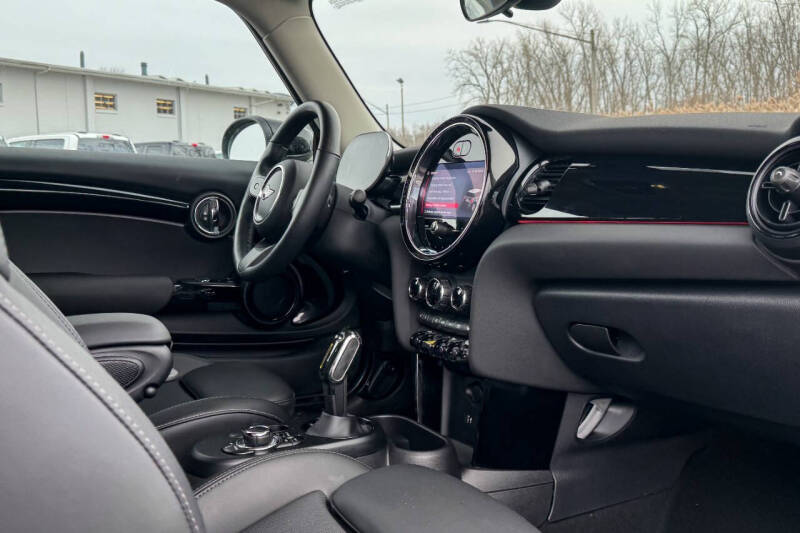 2022 MINI Hardtop 2 Door Cooper SE