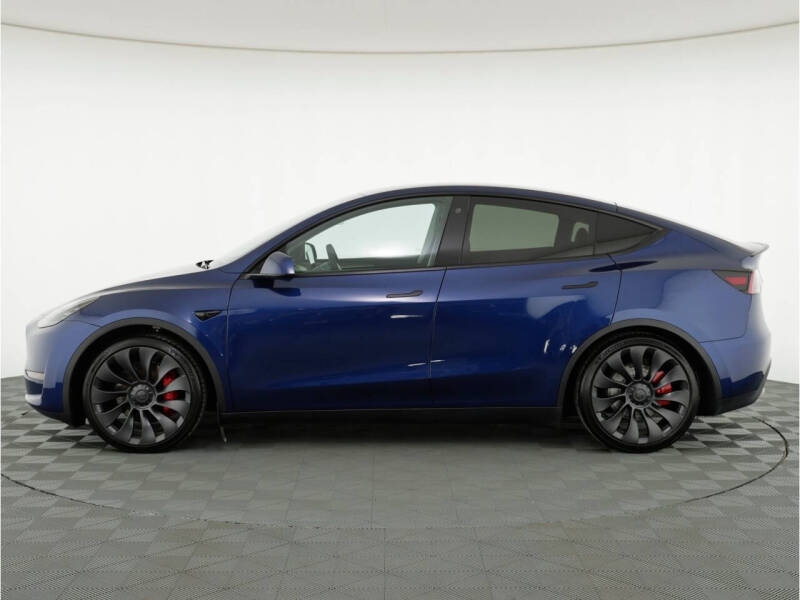 2023 Tesla Model Y Performance