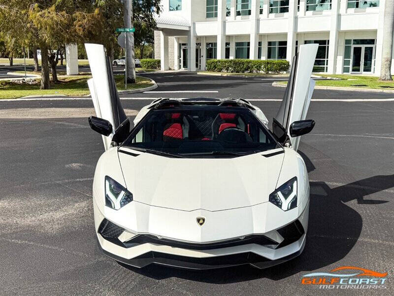 2018 Lamborghini Aventador LP 740-4 S