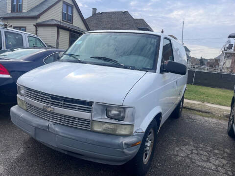 2004 Chevrolet Astro for sale at The Bengal Auto Sales LLC in Hamtramck MI