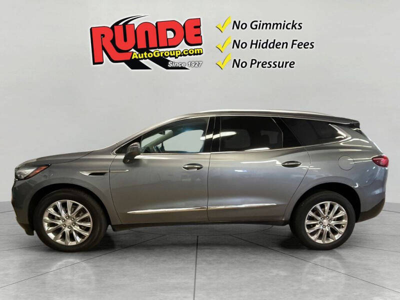 2020 Buick Enclave Essence