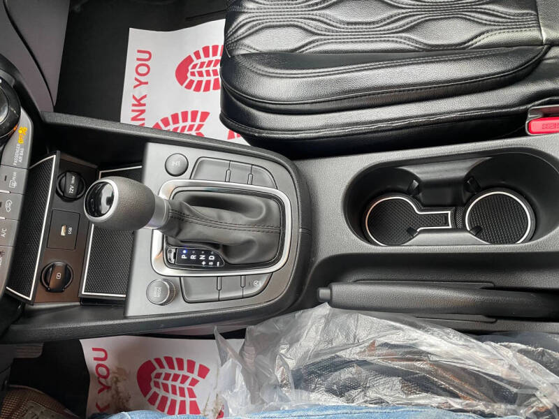 2023 Hyundai Kona SE