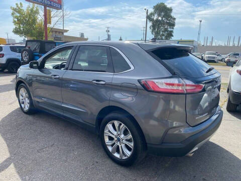 2021 Ford Edge Titanium
