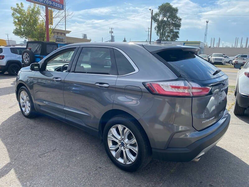 2021 Ford Edge Titanium