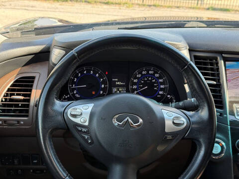 2012 Infiniti FX35