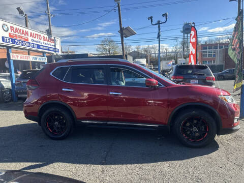 2017 Nissan Rogue SV