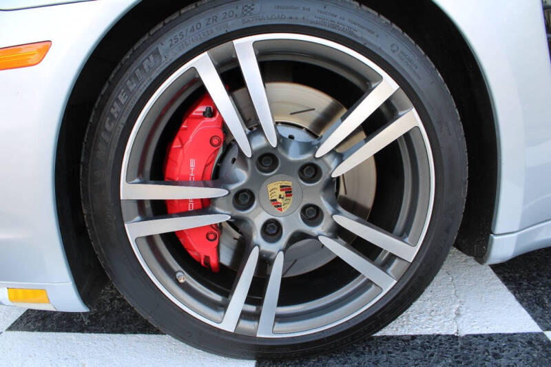 2015 Porsche Panamera GTS