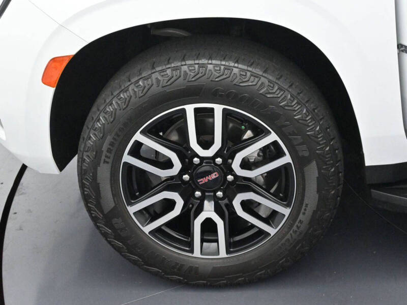 2024 GMC Yukon AT4