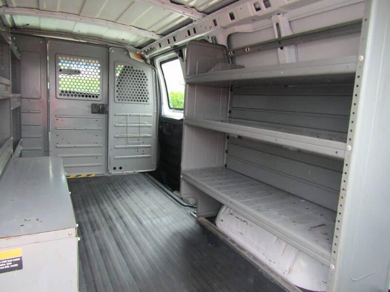 2011 Chevrolet Express 2500