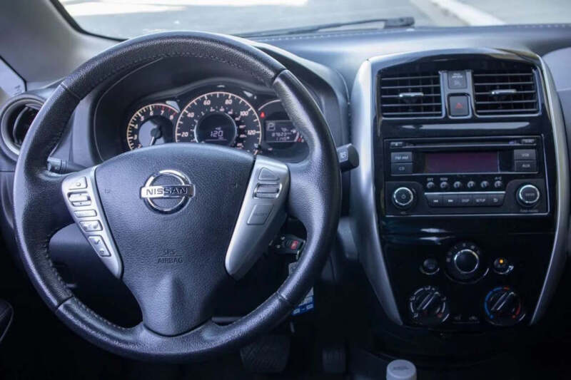 2015 Nissan Versa Note SV