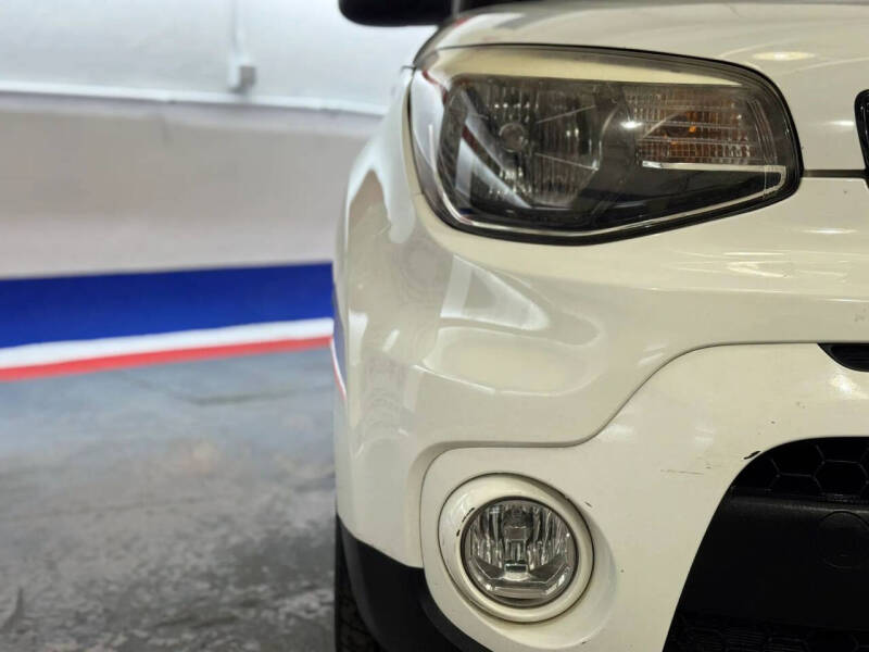 2018 Kia Soul +
