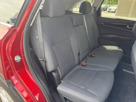 2019 Kia Sorento S V6