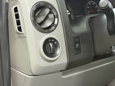 2014 Ford E-Series E-150