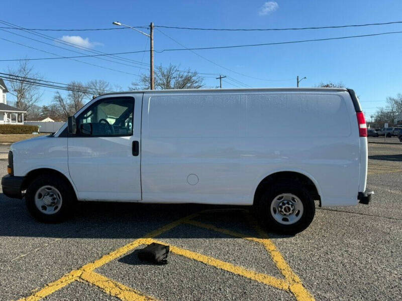2017 GMC Savana 3500