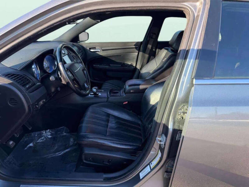 2012 Chrysler 300 S V6