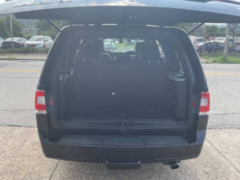 2017 Lincoln Navigator Select