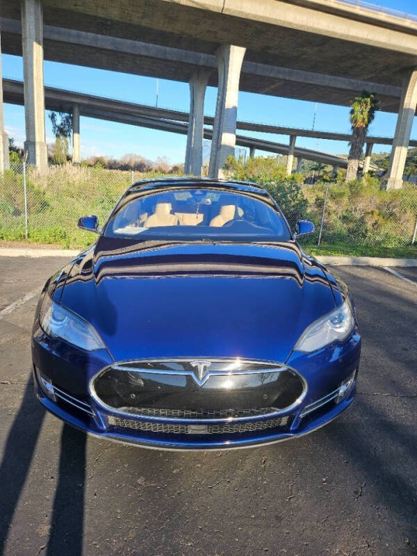 2015 Tesla Model S 85D