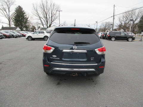 2015 Nissan Pathfinder SL