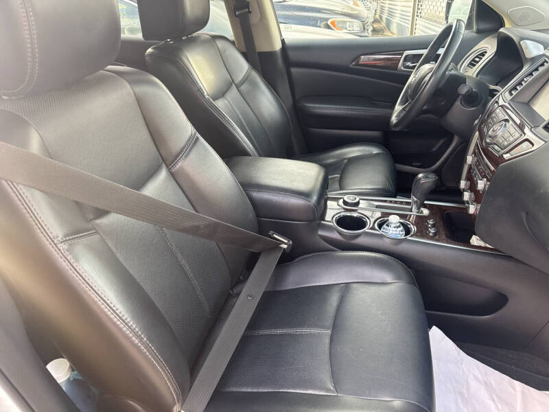 2014 Nissan Pathfinder Platinum