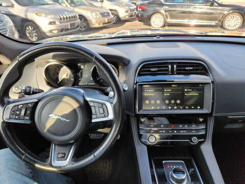 2020 Jaguar F-PACE S