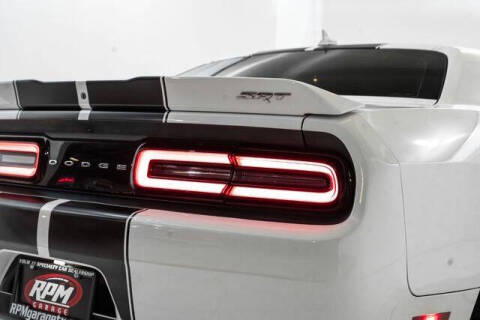 2016 Dodge Challenger SRT 392