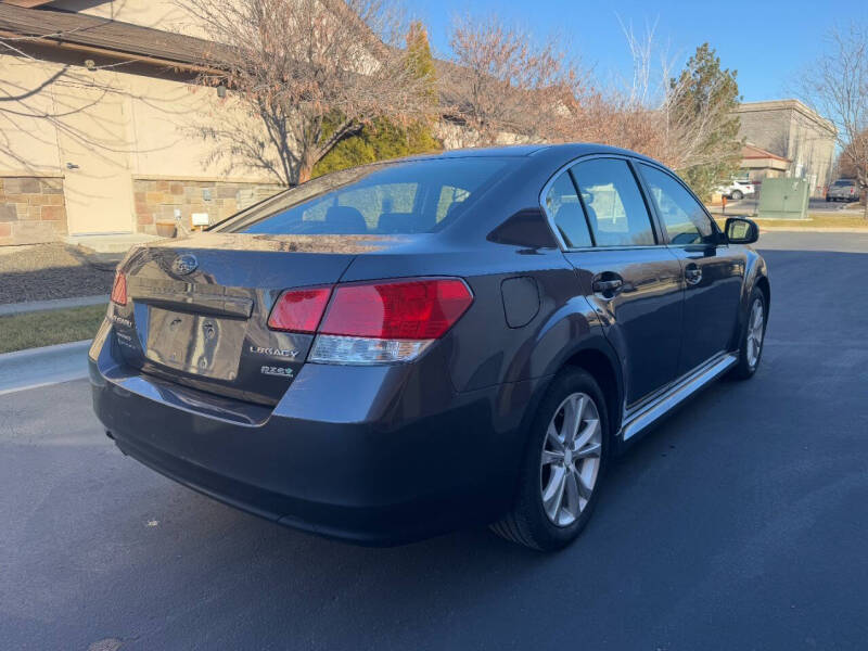 Image 8 of 2013 Subaru Legacy 2.5i Premium