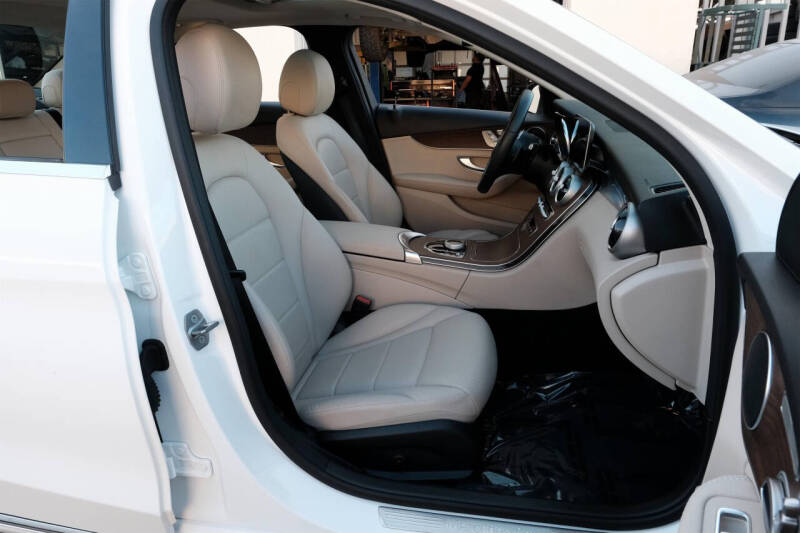 2021 Mercedes-Benz C-Class C 300