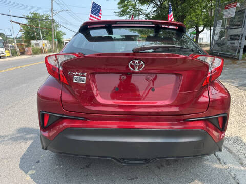 2018 Toyota C-HR XLE Premium