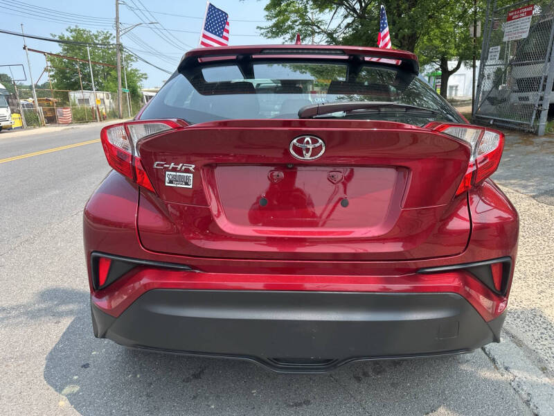 2018 Toyota C-HR XLE Premium