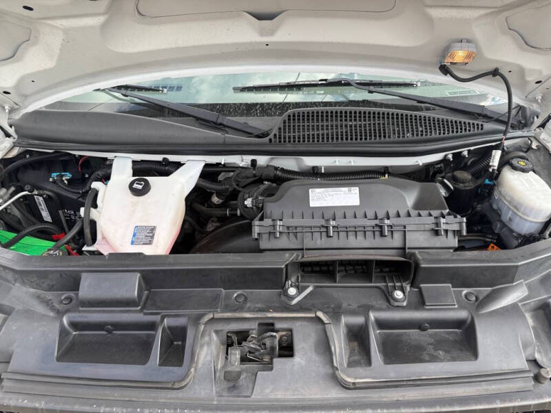 2021 Chevrolet Express 2500