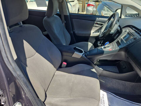 2013 Toyota Prius Two