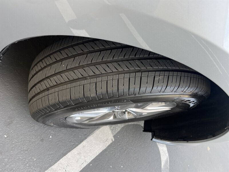 2021 Toyota Sienna LE 8-Passenger