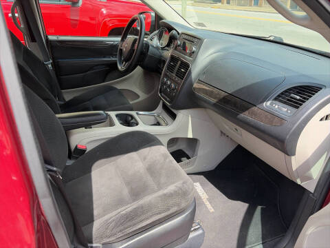 2016 Dodge Grand Caravan SXT Plus