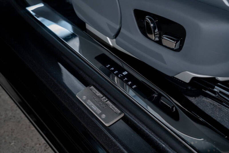 2024 Rolls-Royce Spectre
