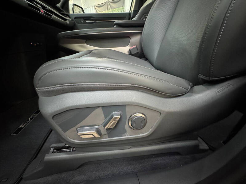 2024 Kia EV9 Light Long Range