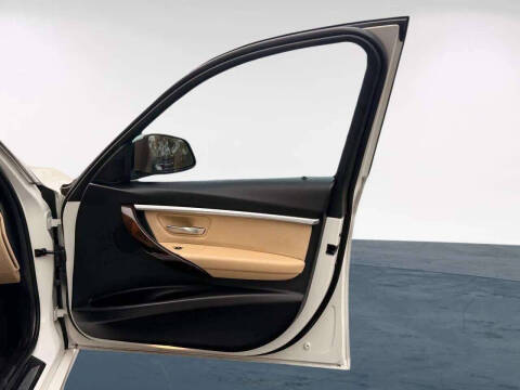 2018 BMW 3 Series 330e iPerformance