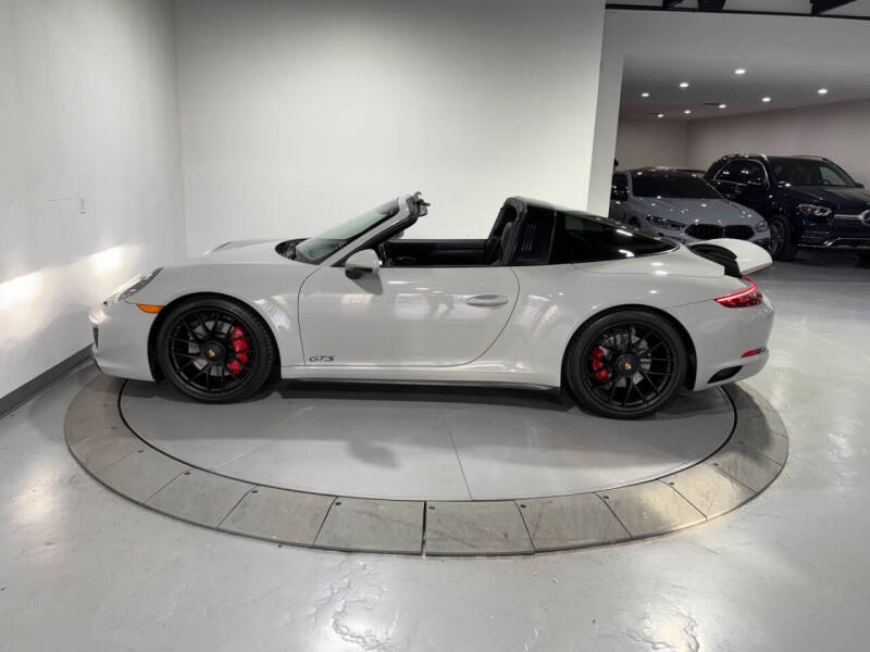 2018 Porsche 911 Targa 4 GTS